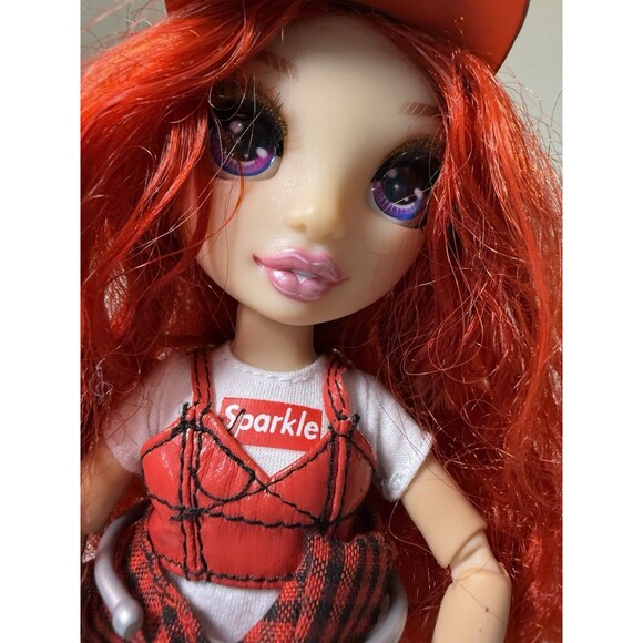 Rainbow High Ruby Anderson Fashion Doll W/Outfit & No Shoes MGA 2019 HTF - Picture 4 of 13